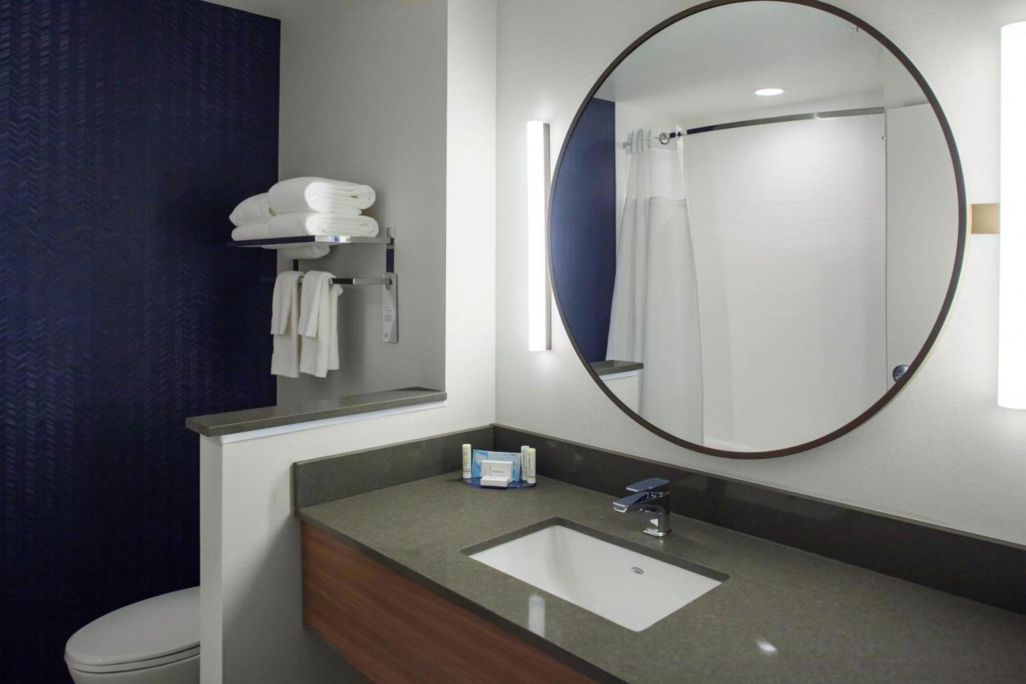 Fairfield Inn & Suites By Marriott Roanoke Salem Exteriér fotografie