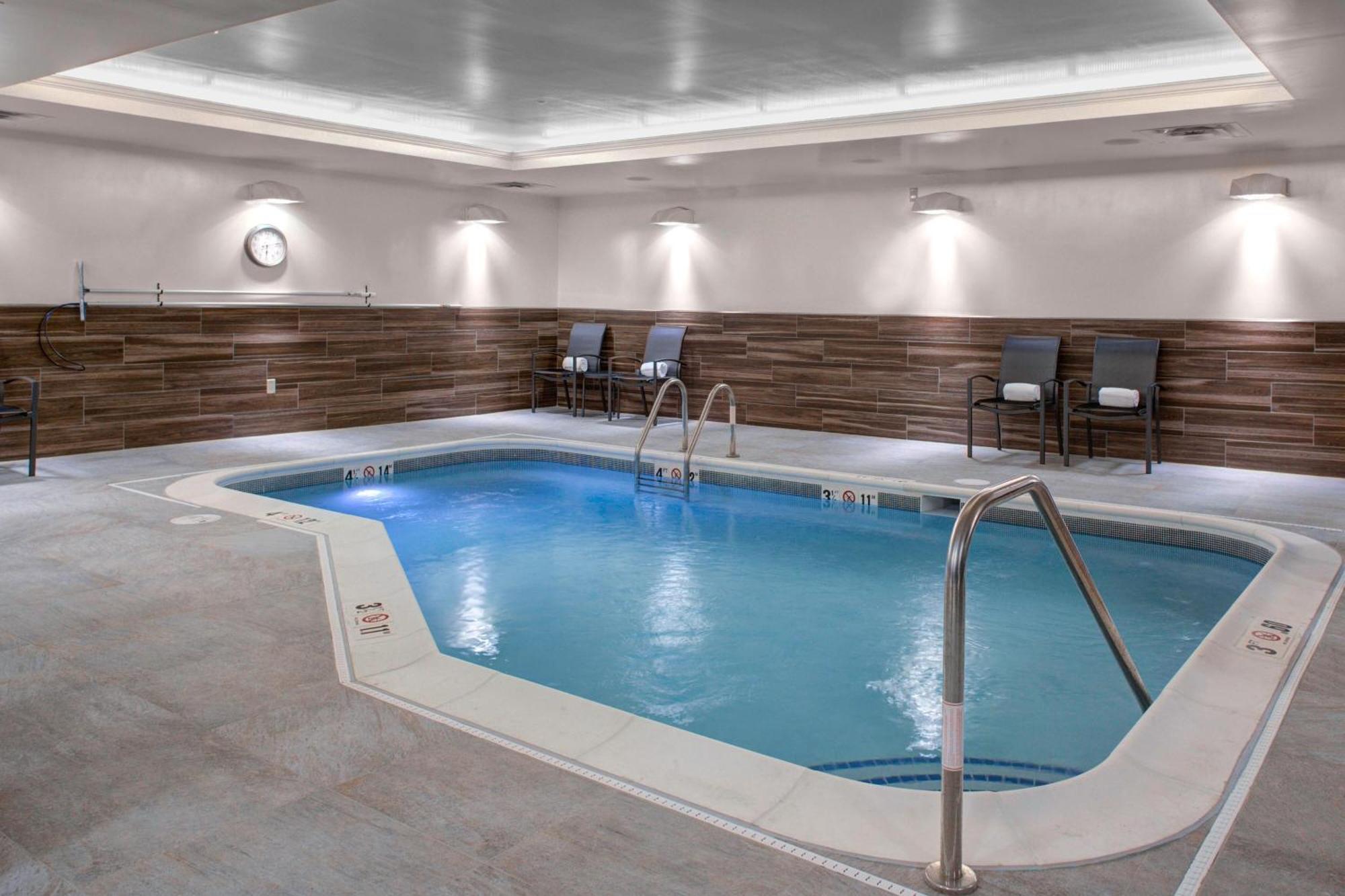 Fairfield Inn & Suites By Marriott Roanoke Salem Exteriér fotografie